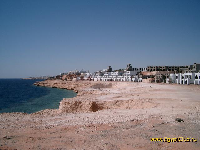     Coral Beach Tiran