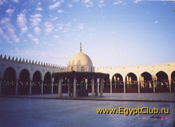 #5_Amra_mosque