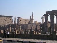 вид на Луксорский храм с набережной